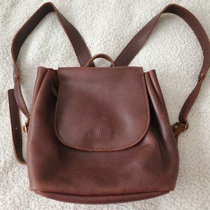 Portland Leather bucket backpack in coldbrew, VGUC